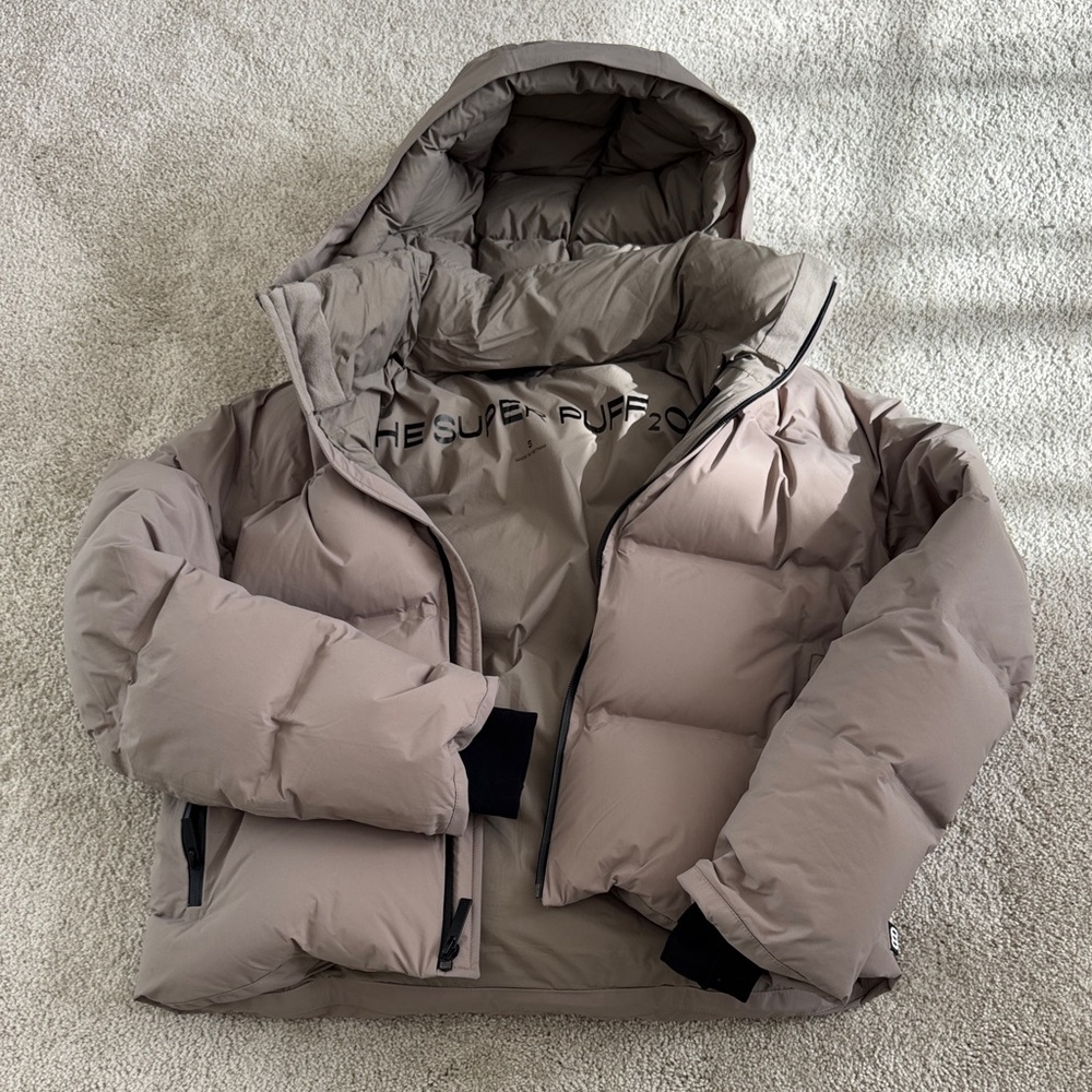 The Super Puff2O Shorty - Rainstop in Modern Taupe